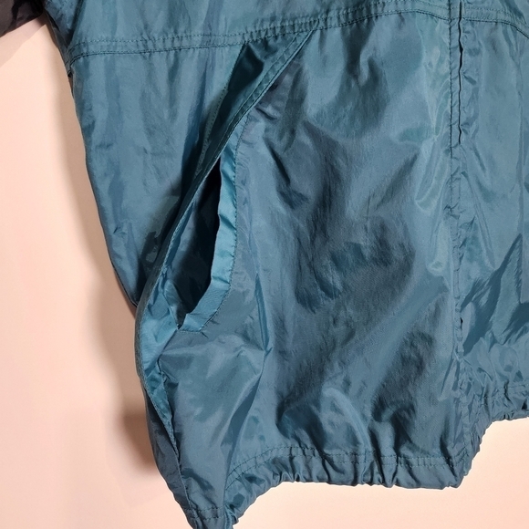 𝅺Vintage R&R Teal Green Windbreaker - Picture 4 of 12